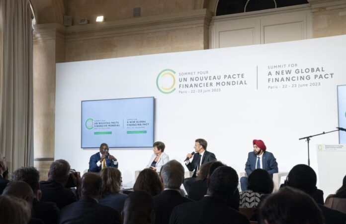Summit pentru un nou pact financiar global